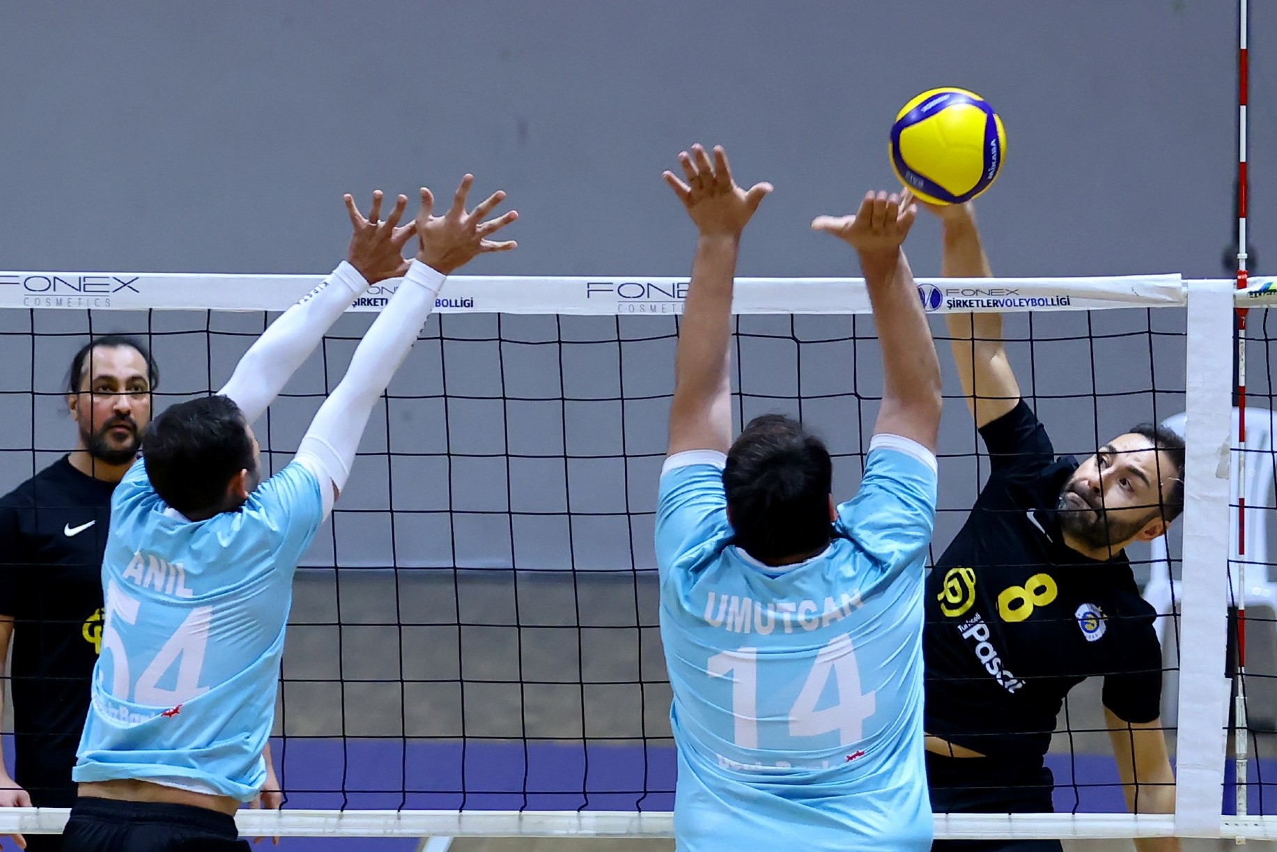 Turkcell 3-0 Denizbank