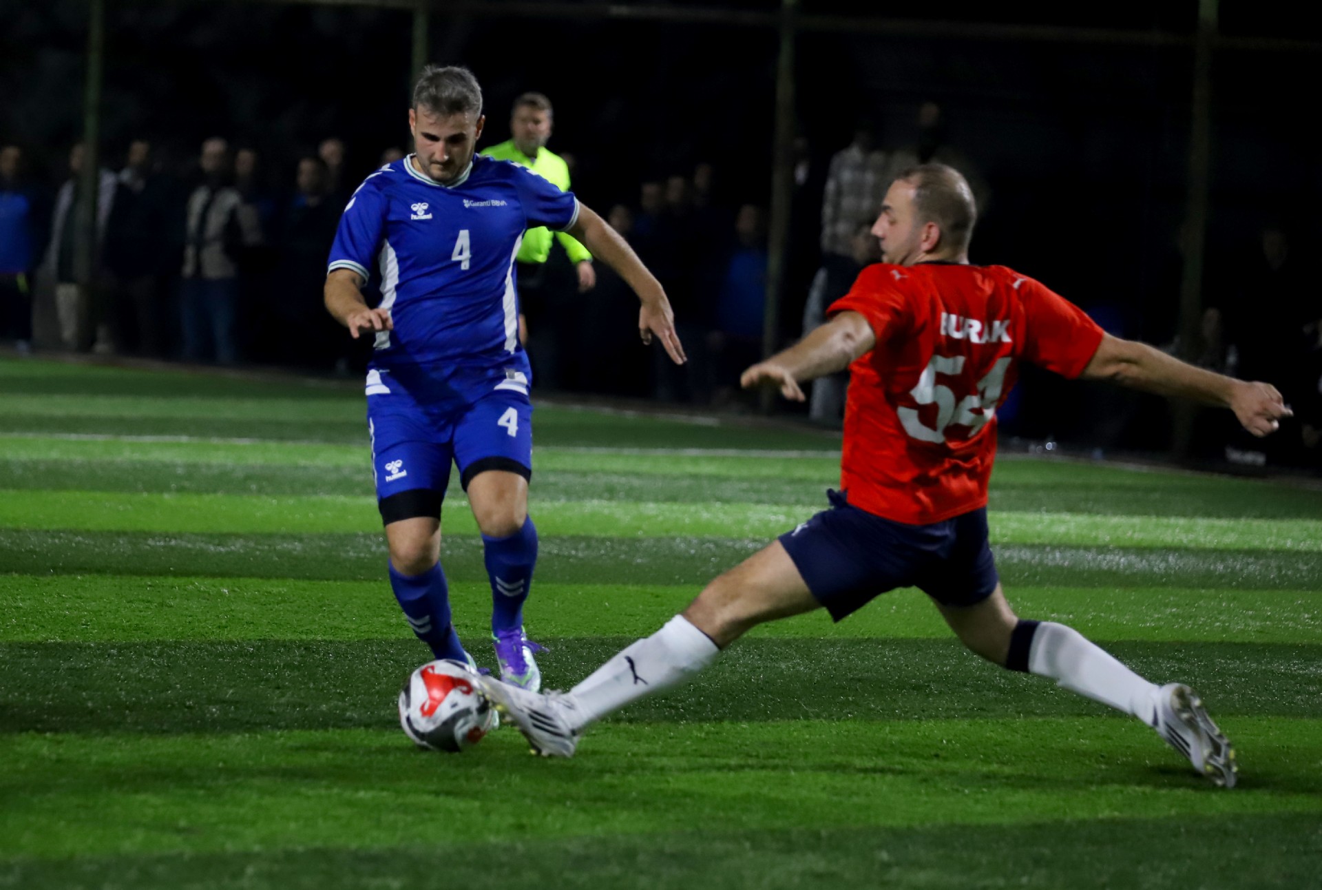 Garanti BBVA 4-0 Dünya Katılım