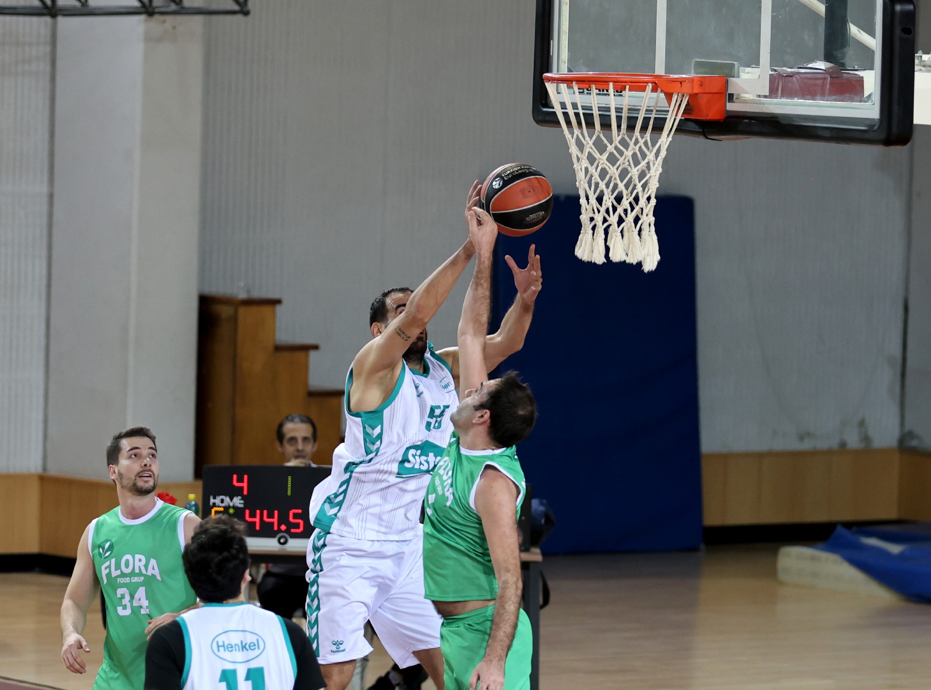 Flora Food Group, Final Biletini Garantiledi