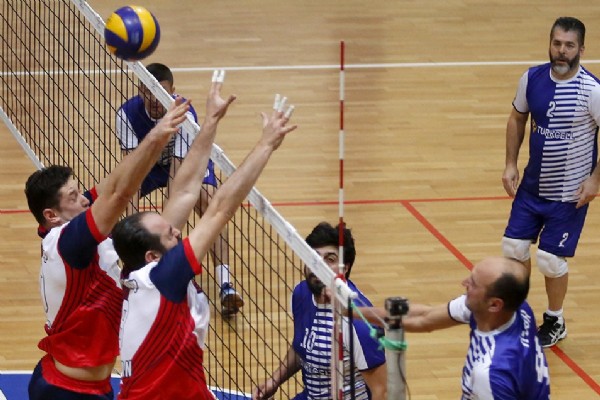 Turkcell 3-0 Denizbank