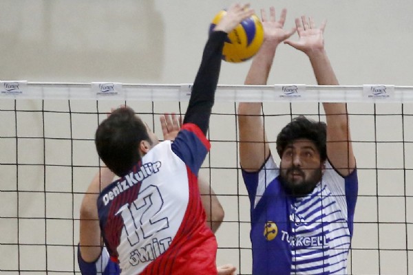 Turkcell 3-0 Denizbank