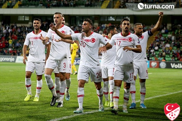 Turna.com, Futbol Severlerin Yanında