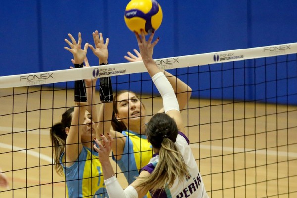 Kadınlar da Dev Maçın Kazananı "Turkcell"