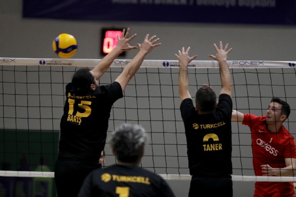 Turkcell 3-2 Akbank