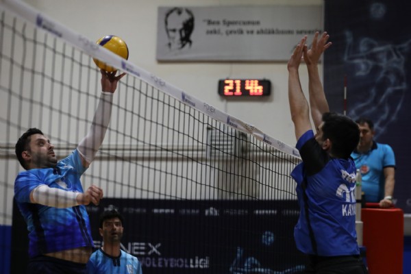 Danone 3-0 Mavi