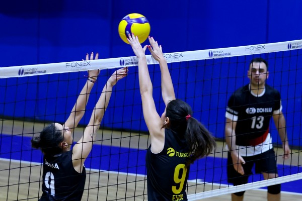 Turkcell 3-0 Zorlu