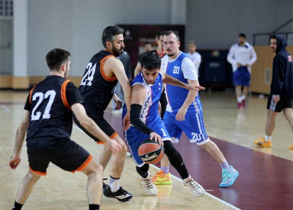 Çeyrek Finale Adını Yazdıran Bir Diğer Takım: Yıldız Gaz Armatürleri