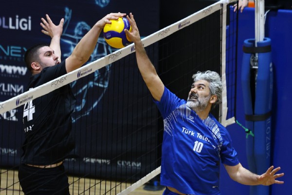 Türk Telekom 3-0 Mercedes-Benz Türk