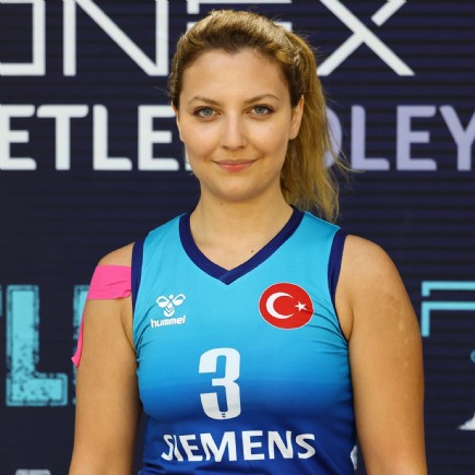 Nesrin<br />Akçay