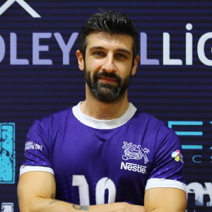 Yiğit<br />Gülan