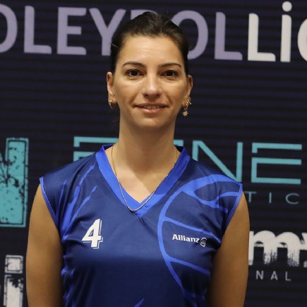 Nursena Erdem<br />Kuru