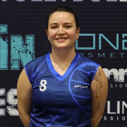 Zübeyde Özge<br />Humar