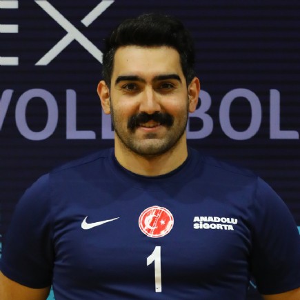 Hüseyin Uğur<br />Genç