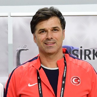 İlhan<br />Ünlü