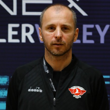 İzzet Yiğit<br />Alkılınç